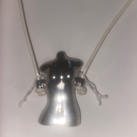 ZARA WOMAN BUST CHARM NECKLACE Long leather cord necklace metal bust charm.NWT - Picture 4 of 7